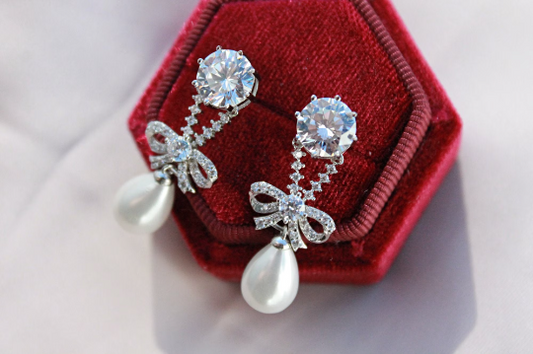 Marie Antoinette Pearl Earrings